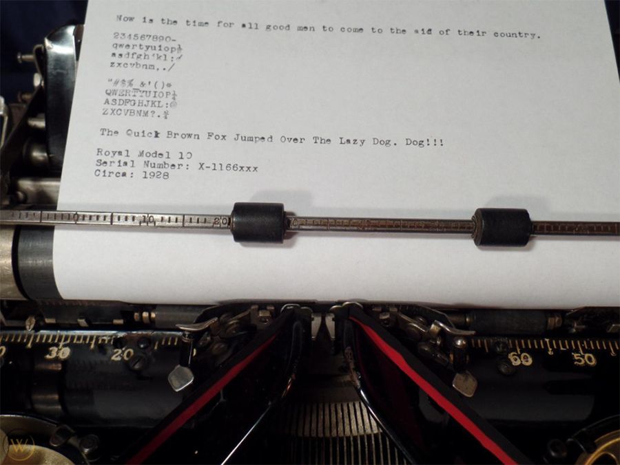 A Royal 10 typewriter, a replica of the typewriter the character uses in Misery A Royal 10 typewriter, a replica of the typewriter the character uses in Misery